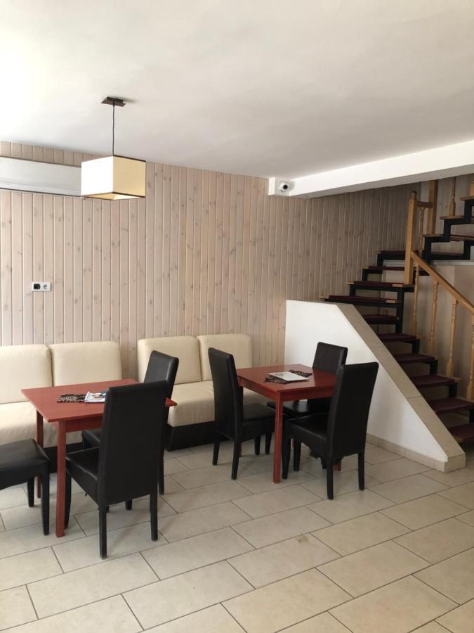 Mosoly Szallashely Szeged Extérieur photo