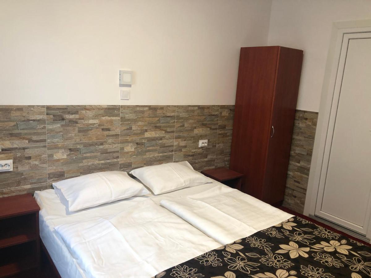 Mosoly Szallashely Szeged Extérieur photo